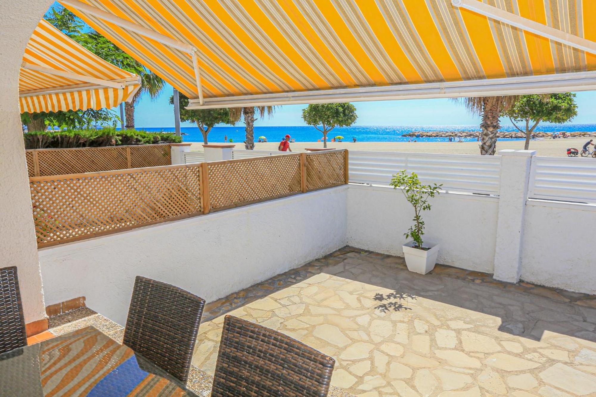 Villa Laura II - Only Families Cambrils Luaran gambar